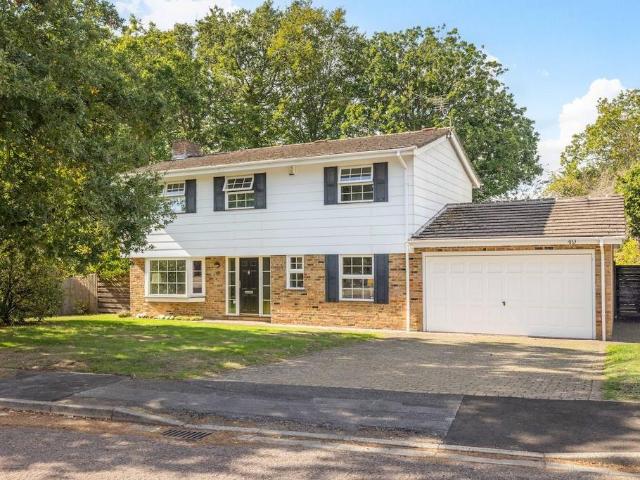 House for sale in Denham, Gerrards Cross and Chalfonts Community Board, Tatling End
