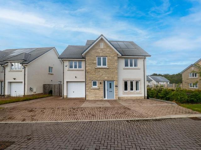 House for sale in Winchburgh, Scotland