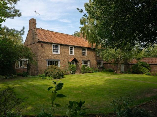 House for sale in High Field, York
