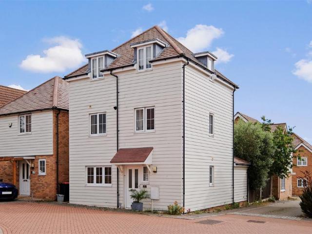 House for sale in South Street, The Bridge
