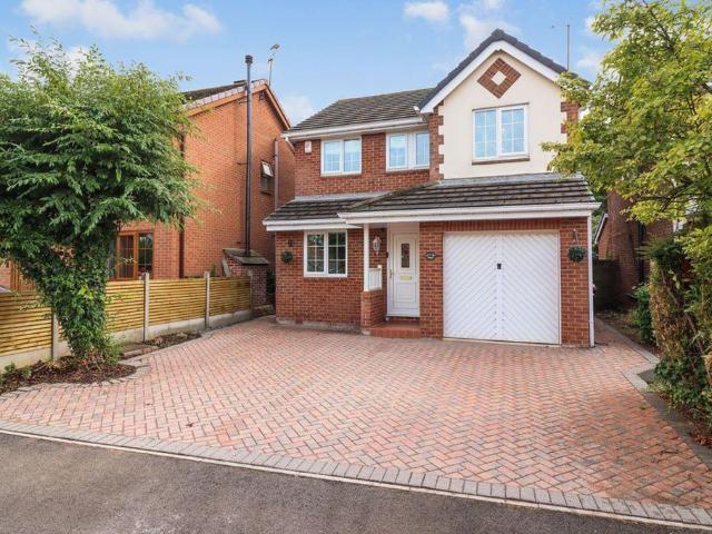 House for sale in Throapham, Rotherham