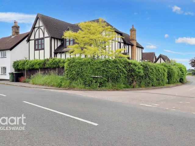 House for sale in Eyeworth, Bedfordshire