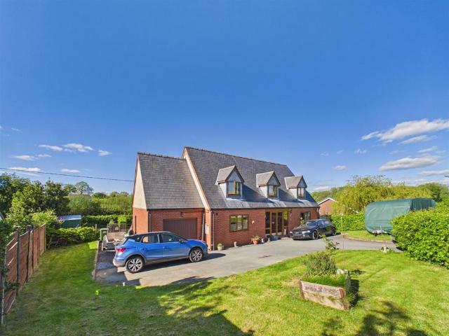House for sale in Adfa, Wales