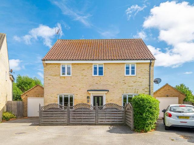 House for sale in Stokesby, Norfolk