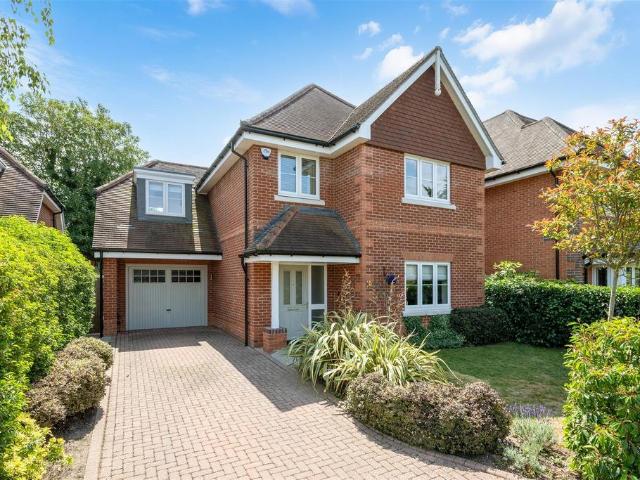 House for sale in Nork, Red Hill