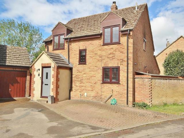 House for sale in Black Bourton, Oxfordshire