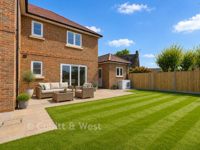 House for sale in Uckfield, Cross In Hand