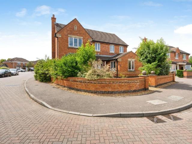 House for sale in Bedford