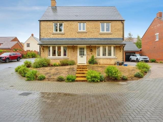 House for sale in Silsoe, Bedfordshire