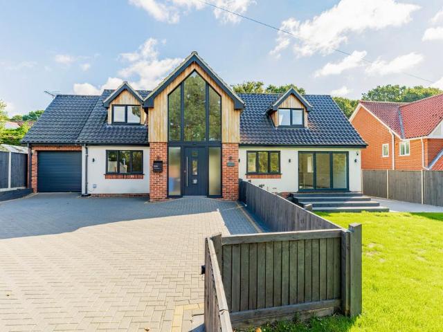 House for sale in Eastbridge, Suffolk