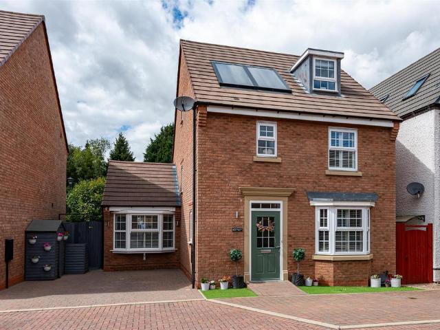 House for sale in Tettenhall, West Midlands