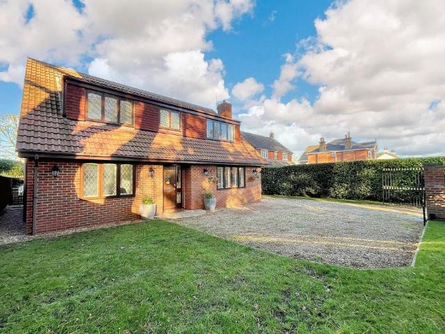 House for sale in Corfe Mullen
