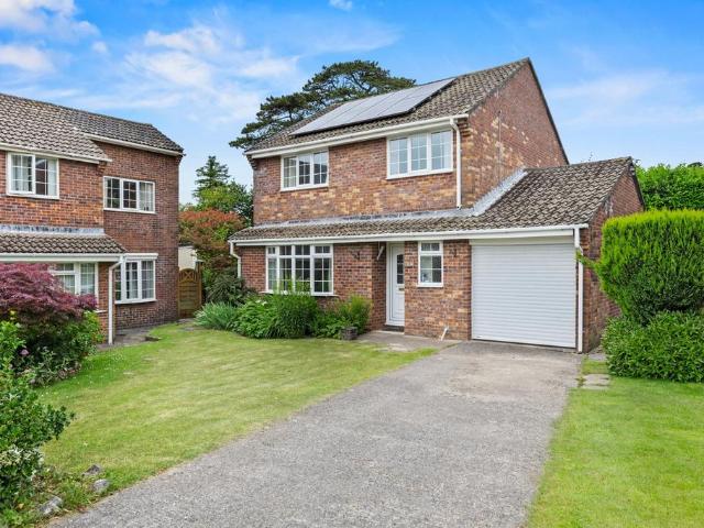 House for sale in Tycoch, Nangreaves