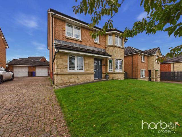 House for sale in Broomhouse, Glasgow