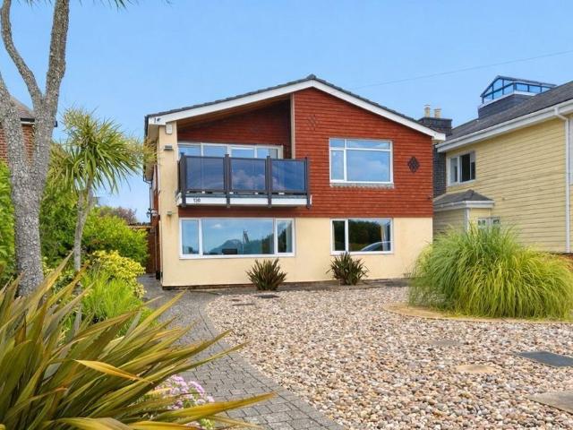 House for sale in Lee-on-the-Solent, Middlecroft