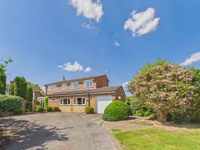 House for sale in Haddenham, Buckinghamshire