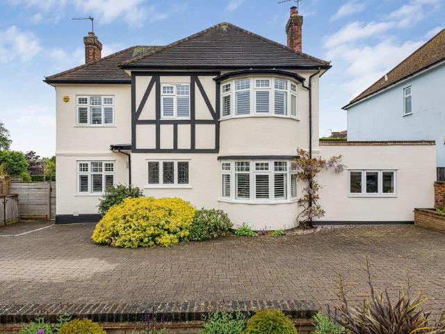 House for sale in Potters Bar, Hertfordshire