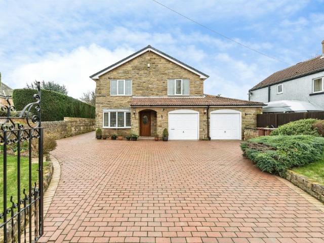 House for sale in Wentbridge, West Yorkshire