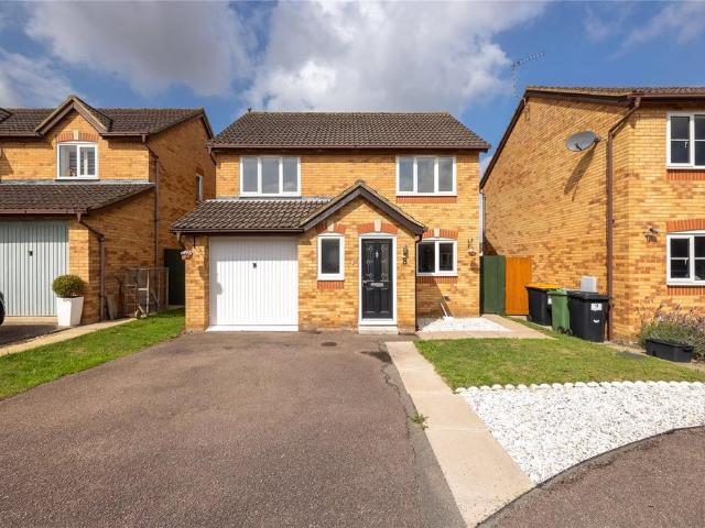 House for sale in Barton-le-clay, Bedfordshire
