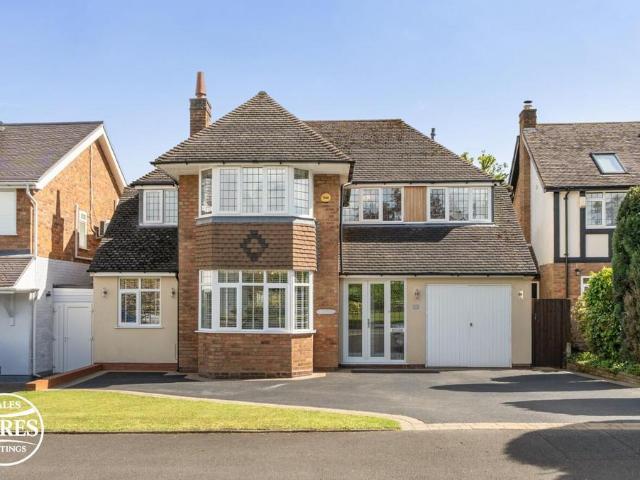 House for sale in Four Oaks, West Midlands