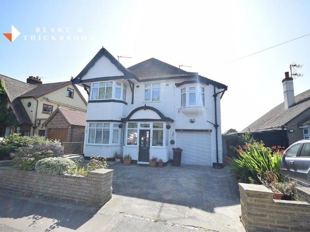House for sale in Holland-on-Sea, Dale Hill