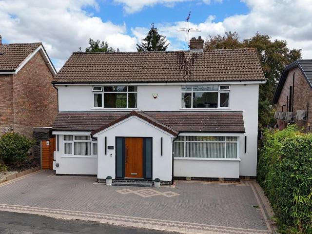 House for sale in Oadby, Leicestershire