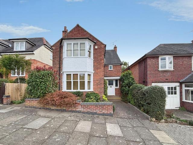 House for sale in Western Park, Leicester