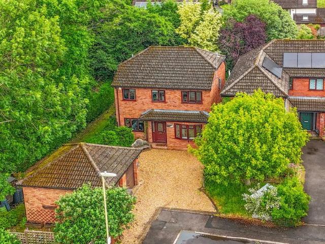 House for sale in Hart, Hampshire