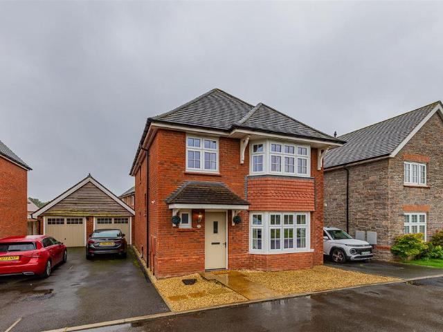 House for sale in Lisvane, Cardiff