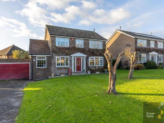 House for sale in Lower Hopton, Mirfield