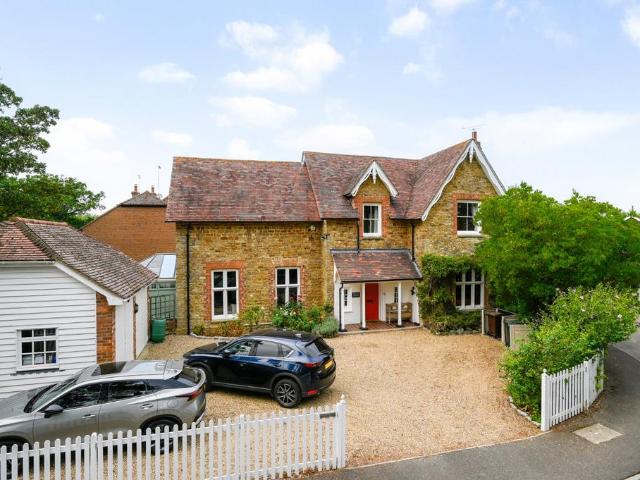 House for sale in Bridgefield, Kent