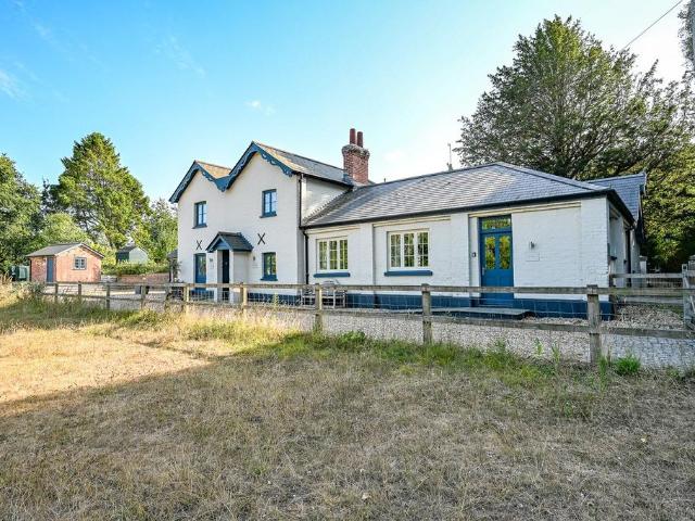 House for sale in Ashurst Bridge, Hampshire