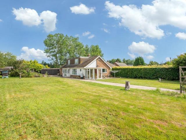 House for sale in Comers, Norfolk