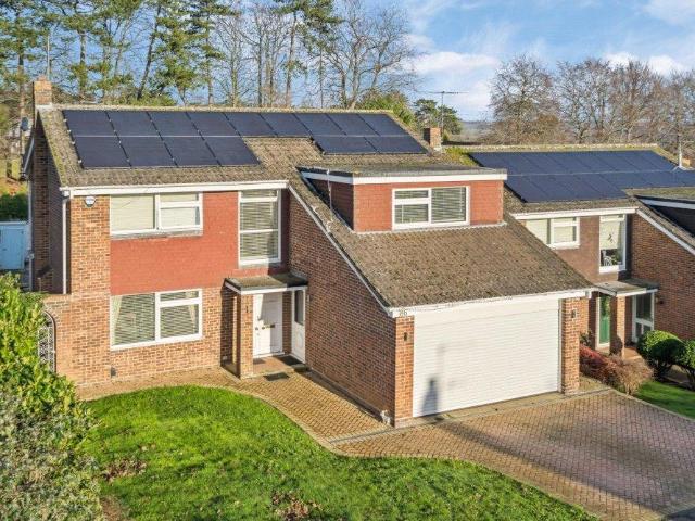 House for sale in Lunnon, Buckinghamshire