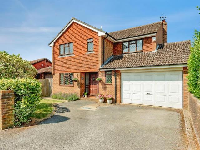 House for sale in Perryfields, West Sussex