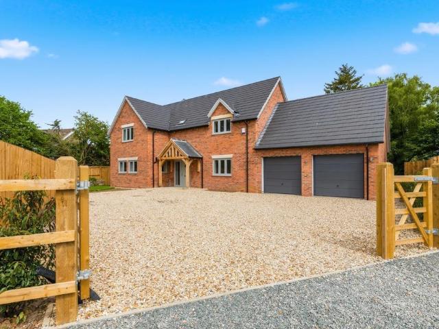 House for sale in Waltham on the Wolds and Thorpe Arnold, Brentingby