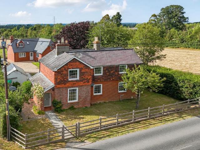House for sale in Shinfield, Beech Hill