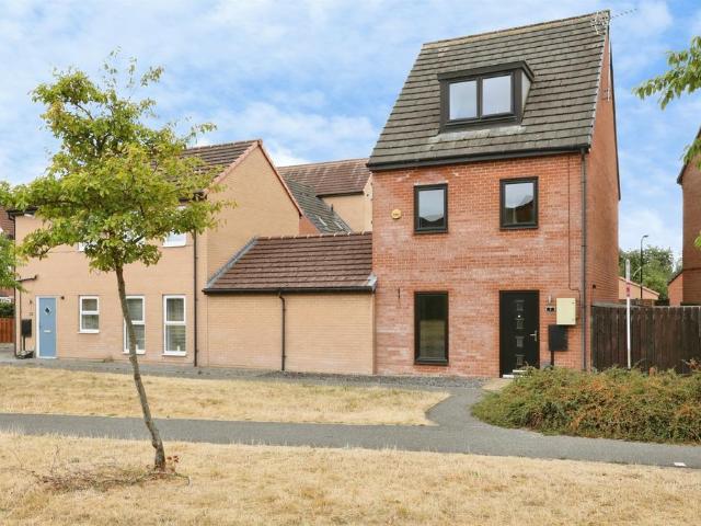 House for sale in Laughton Common, Dinnington