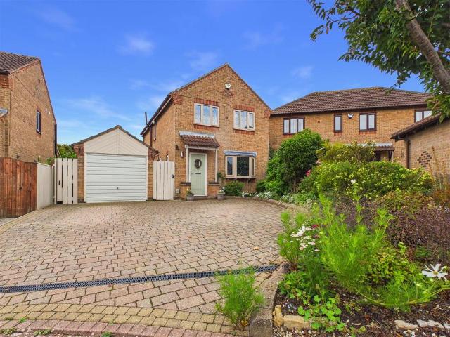 House for sale in Elloughton-cum-Brough, Brough