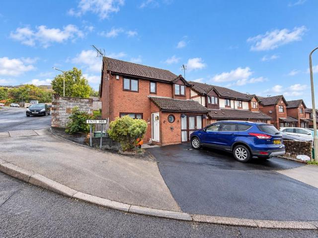 House for sale in Ynysybwl and Coed-y-cwm, Glyncoch