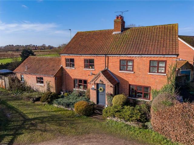 House for sale in Swannington, Crostwick
