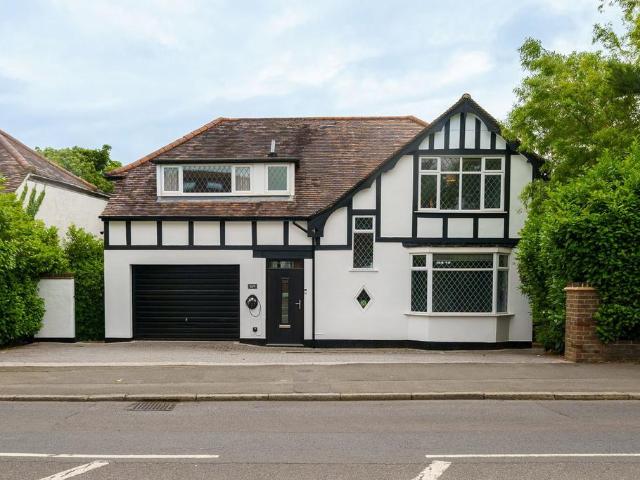 House for sale in London Borough of Croydon, Greater London