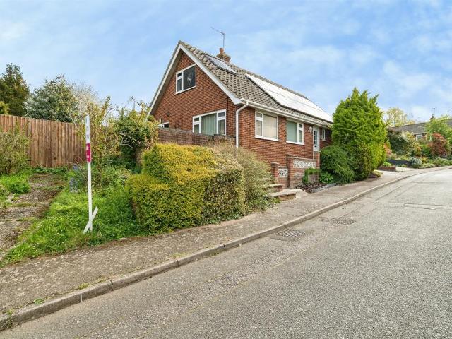 House for sale in Redenhall with Harleston, Burgh St Peter