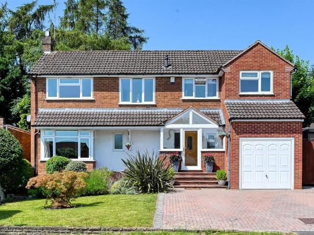 House for sale in Tettenhall, West Midlands