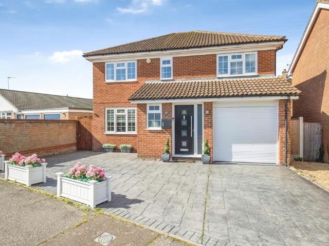 House for sale in Dale Hill, Essex