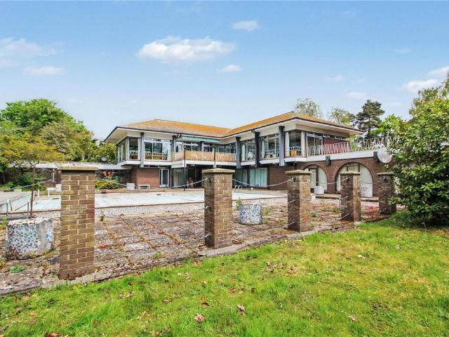 House for sale in Eastbridge, Suffolk