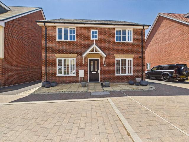 House for sale in Cattawade, Chelmondiston