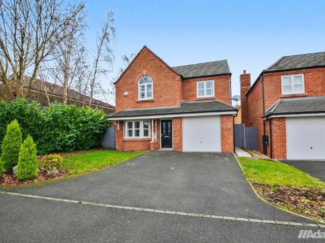 House for sale in Preston Brook