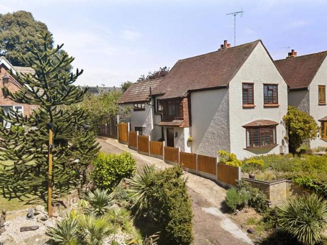 House for sale in Hythe, Fordham Heath