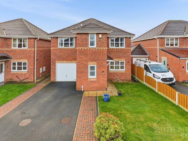House for sale in Hemsworth, West Yorkshire